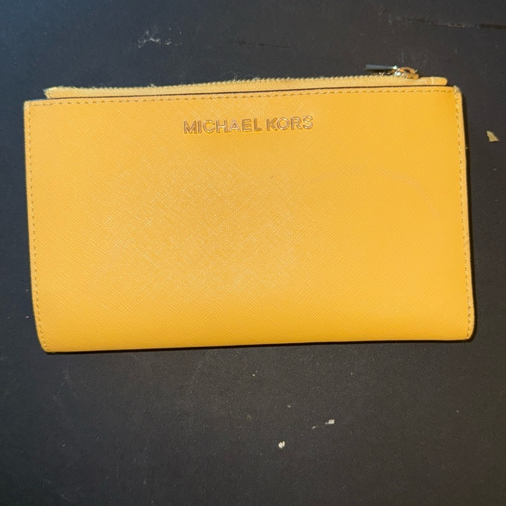 Michael Kors wallet